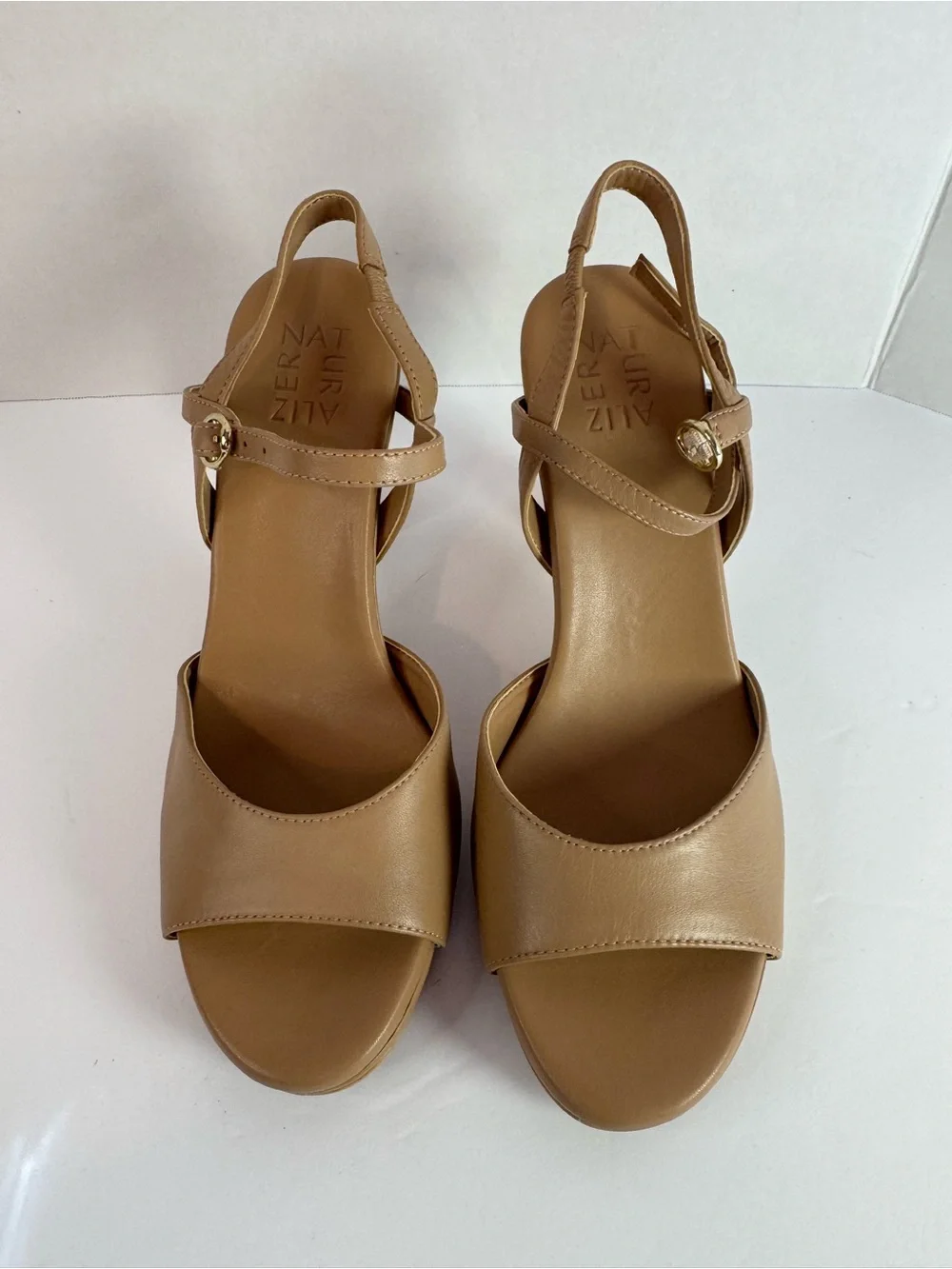 Naturalizer Women’s Beige Leather Strappy Ankle Block Heel Sandals 9.5 NWOB